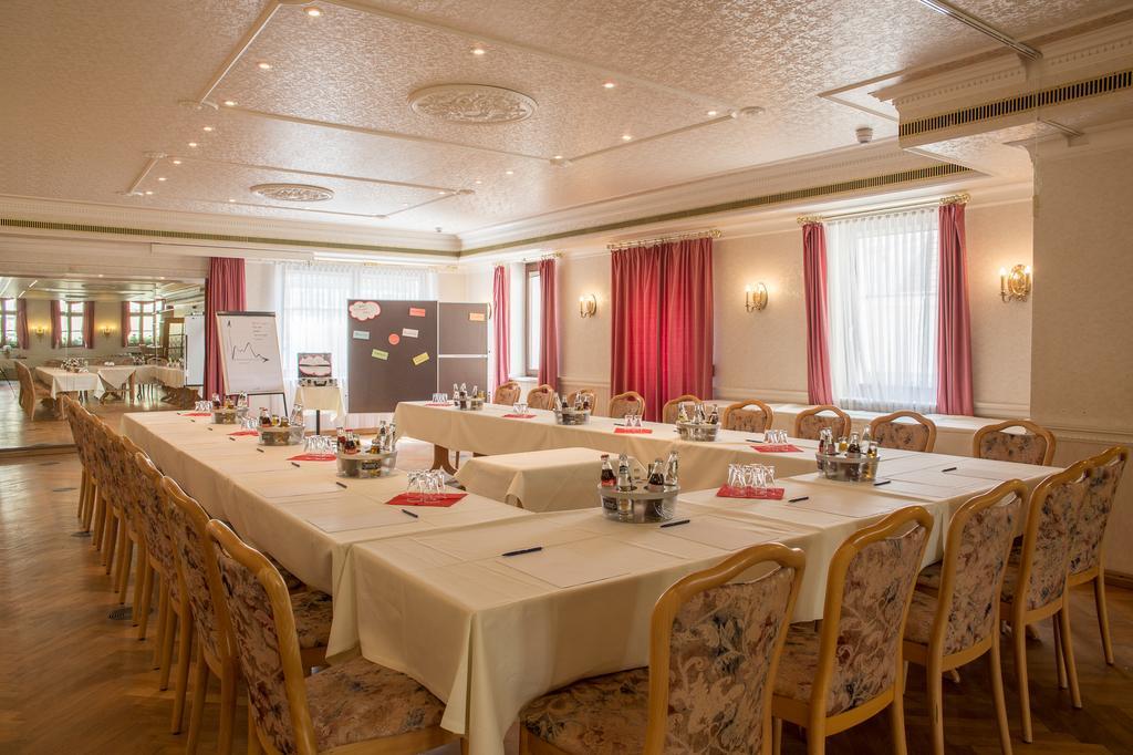 Hotel Schwarzer Adler Tangermünde Zewnętrze zdjęcie