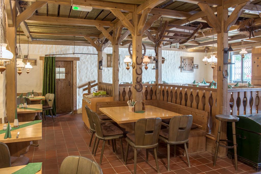 Hotel Schwarzer Adler Tangermünde Zewnętrze zdjęcie