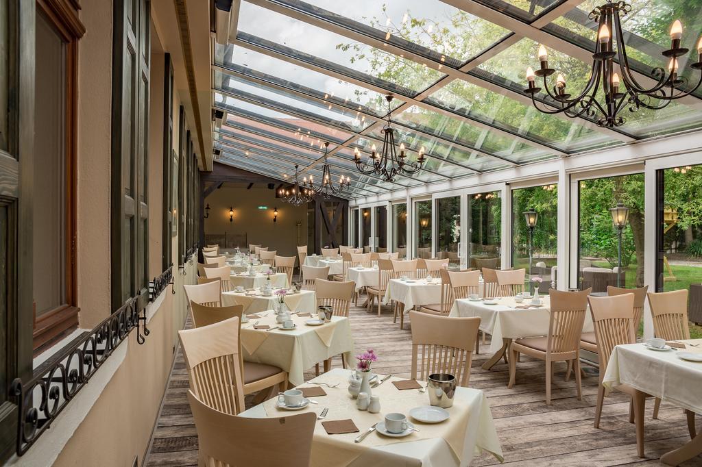 Hotel Schwarzer Adler Tangermünde Zewnętrze zdjęcie