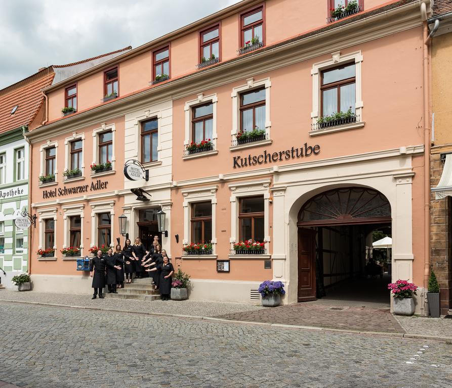 Hotel Schwarzer Adler Tangermünde Zewnętrze zdjęcie