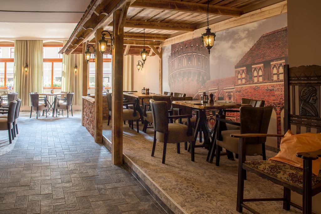 Hotel Schwarzer Adler Tangermünde Zewnętrze zdjęcie