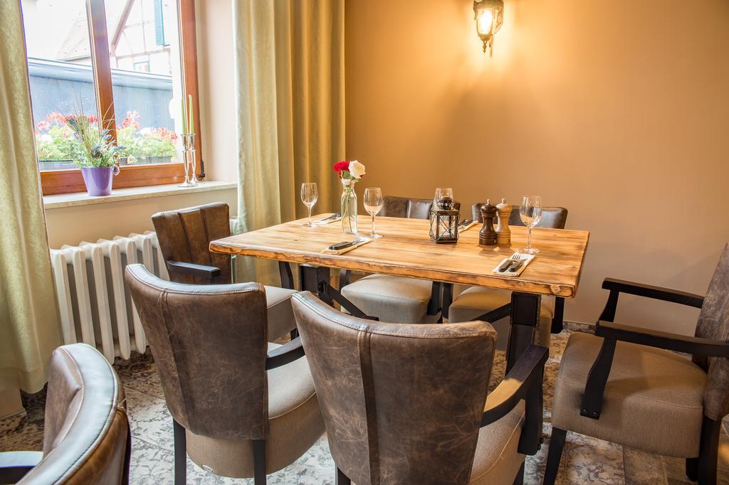 Hotel Schwarzer Adler Tangermünde Zewnętrze zdjęcie