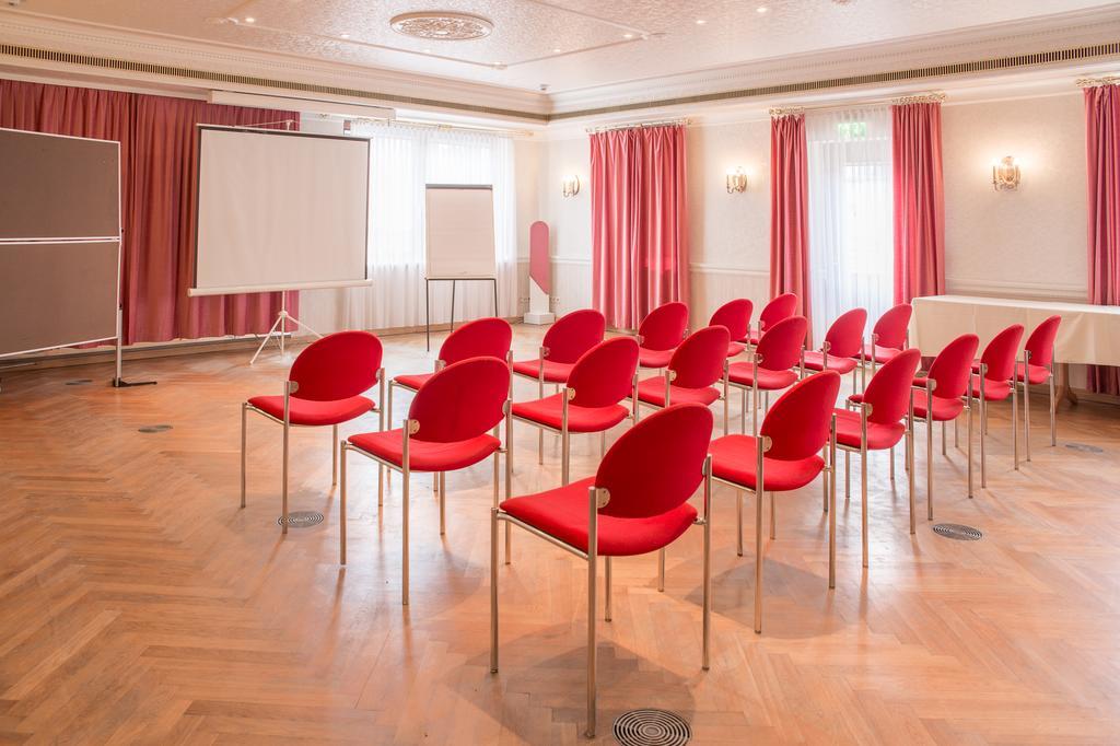 Hotel Schwarzer Adler Tangermünde Zewnętrze zdjęcie